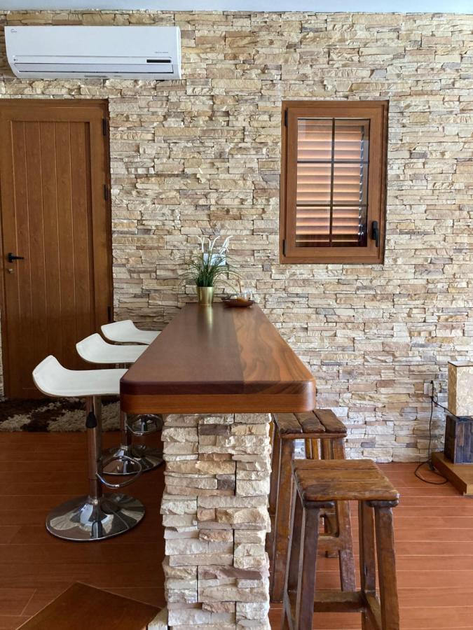 Ingrid. Piscina Exterior. Villa Las Playas